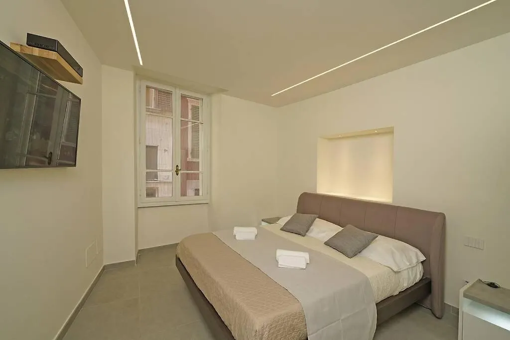 Dimore Del Centro - Domus Aurea Saló Apartment
