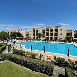  Apartment Villaggio Ai Ginepri - Agenzia Cocal Italien