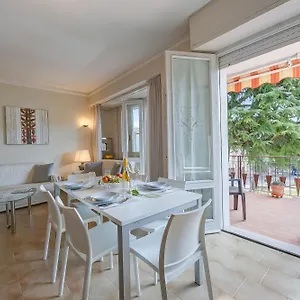 Cuba 300m From Garda Lake - Happy Apartment